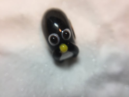 SOLO PENGUIN - European Lampwork G;lass SOLO PENGUIN Bead, BLACK & WHITE